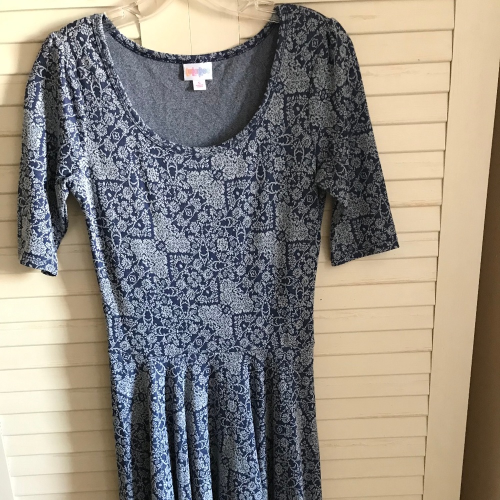 LuLaRoe Nicole Dress